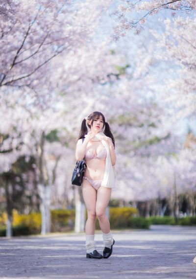 久久国产精品99久久久久久高潮_BD英语高清在线