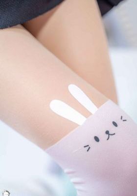 丝袜美腿一区在线无码_高清无删减在线观看