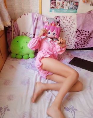 欧美美女裸身热舞视频_全集神马影院
