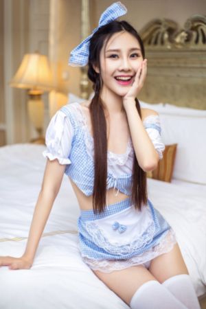 年轻的女教师在线观看_1080手机在线观看