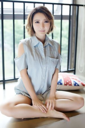 欧美女头像高冷背影_1080P免费在线观看