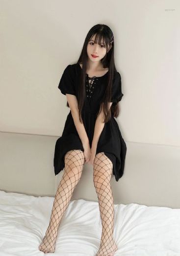 欧美超模凯莉詹娜写真_4K电影完整版在线观看