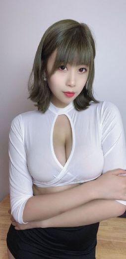 大香伊蕉最新视频_720超清在线观看