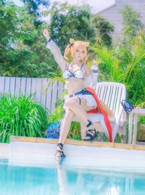 欧美明星孩子街拍_大片在线观看
